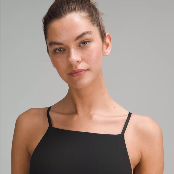 Lululemon Align 🌟 NWT 🌟 High Neck Cami Tank A/B sz 4 Black color - Picture 2 of 7